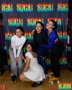 AllSignsToday.Com - Adjustable Stand Banners