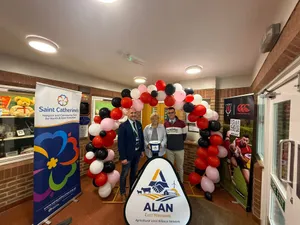 AllSignsToday.Com - Triangle Pop Up Banners