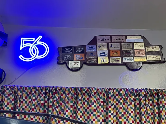 AllSignsToday.Com - Artwork Neon Sign