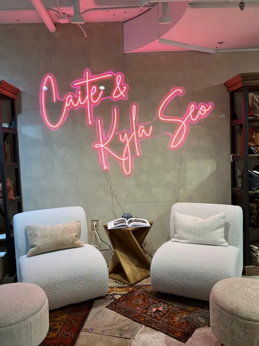 AllSignsToday.Com - Custom Neon Sign