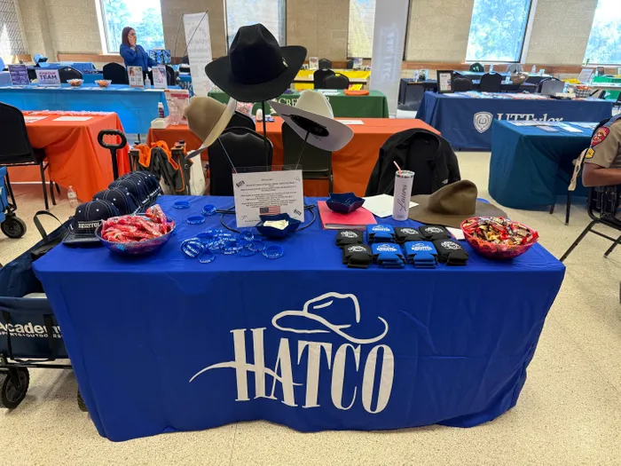 AllSignsToday.Com - Custom Rectangle Table Covers