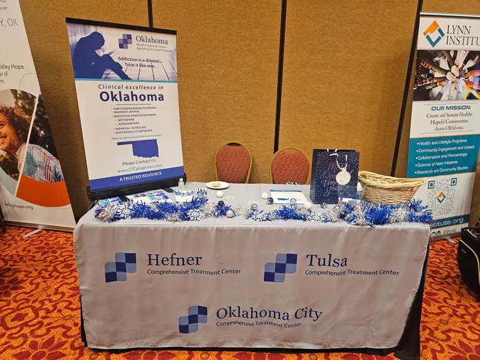 AllSignsToday.Com - Custom Rectangle Table Covers