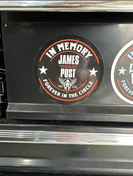 AllSignsToday.Com - Kiss Cut Stickers