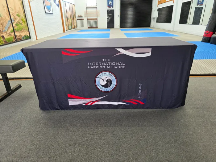 AllSignsToday.Com - Custom Rectangle Table Covers