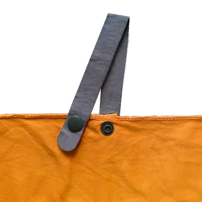 <p>A durable clasp paired with a hanging loop creates a reliable solution for securely hanging items like towels, enhancing organization and accessibility.<br></p>