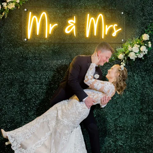 Mr & Mrs Neon Sign - All Signs Today
